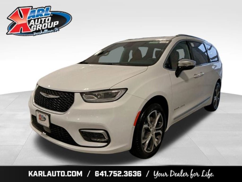 New 2026 Chrysler Pacifica Pinnacle Passenger Van