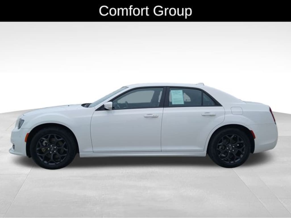 Used 2022 Chrysler 300 Touring Sedan