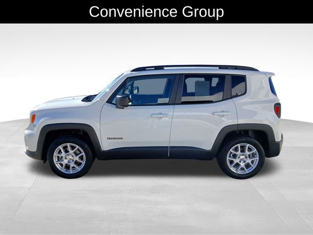 2022 Jeep Renegade Latitude photo 2