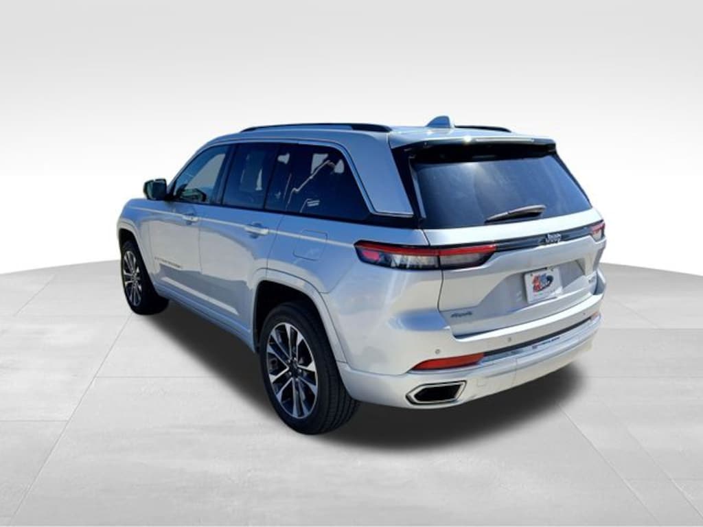 Used 2022 Jeep Grand Cherokee Overland SUV