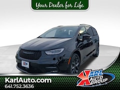 2026 Chrysler Pacifica Limited Passenger Van