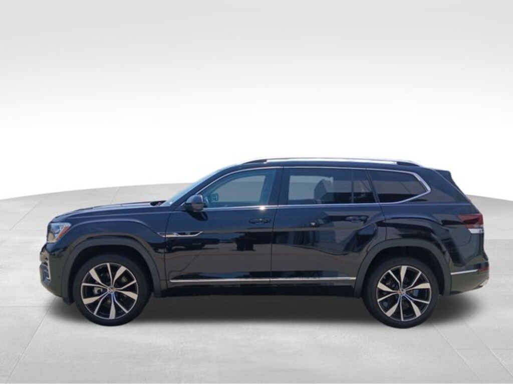 Used 2024 Volkswagen Atlas 2.0T SEL Premium R-Line SUV