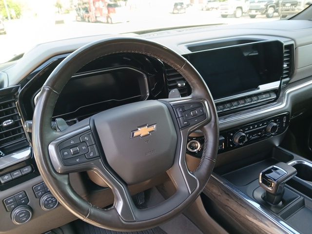 2024 Chevrolet Silverado 1500 LTZ - Photo 12