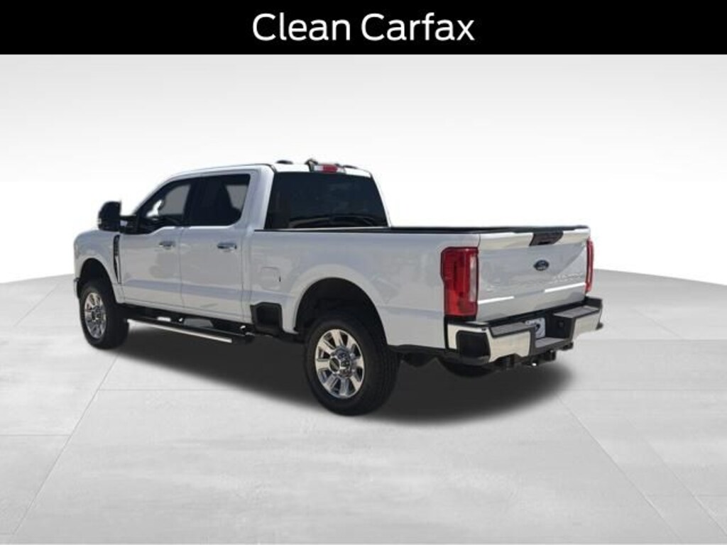 Used 2024 Ford F-250SD XLT Truck Crew Cab