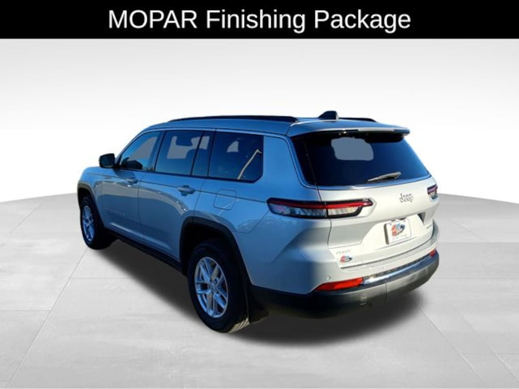 New 2025 Jeep Grand Cherokee L Laredo Sport Utility