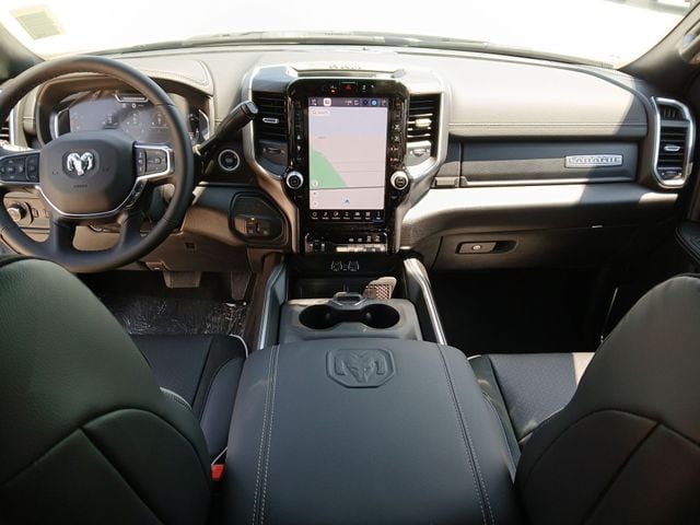 2025 RAM 3500 Laramie - Photo 21