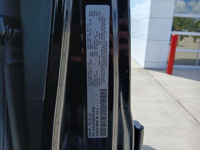 2025 Jeep Wrangler 4-Door Sahara - Photo 37