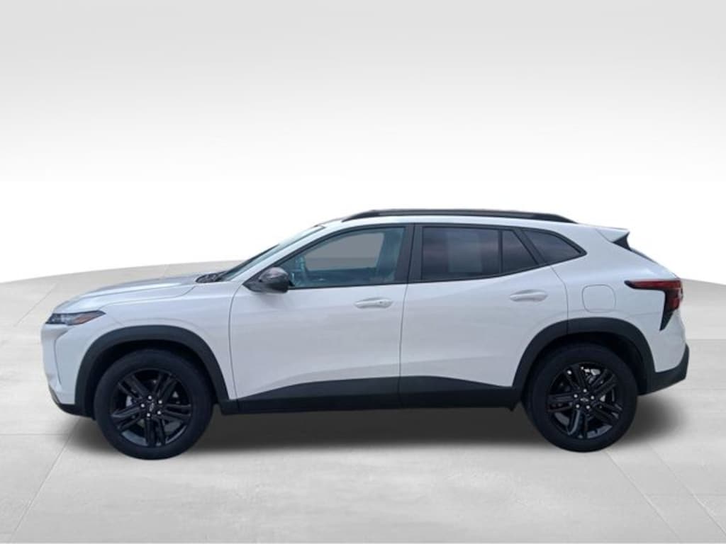 Used 2024 Chevrolet Trax Activ SUV