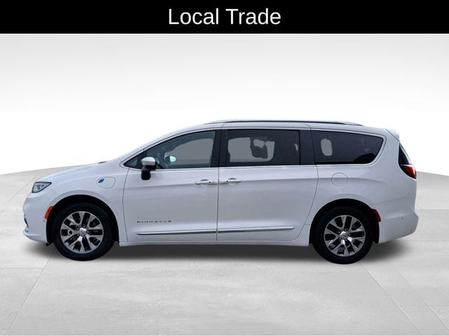 Used 2025 Chrysler Pacifica PHEV Pinnacle with VIN 2C4RC1N79SR574163 for sale in Marshalltown, IA