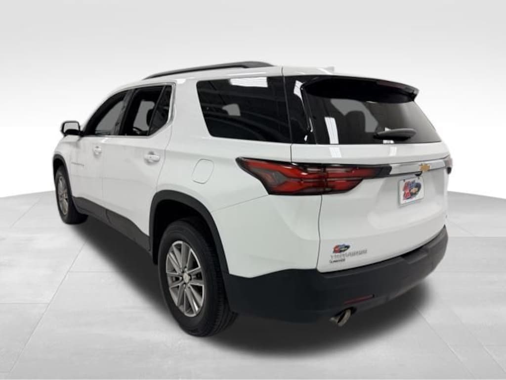 Used 2024 Chevrolet Traverse Limited LT Cloth SUV