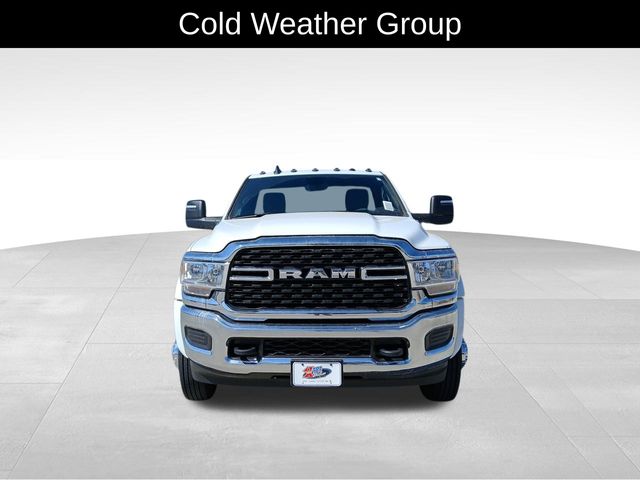 2024 Ram 5500 SLT photo 3