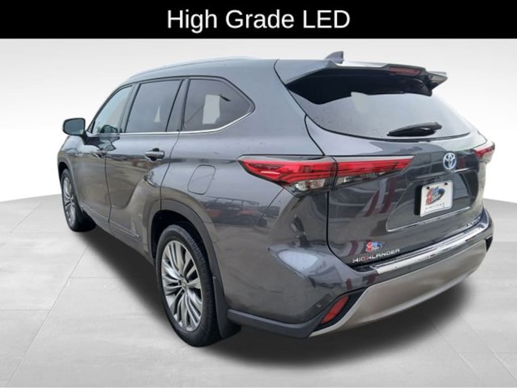 Used 2020 Toyota Highlander Hybrid Platinum SUV