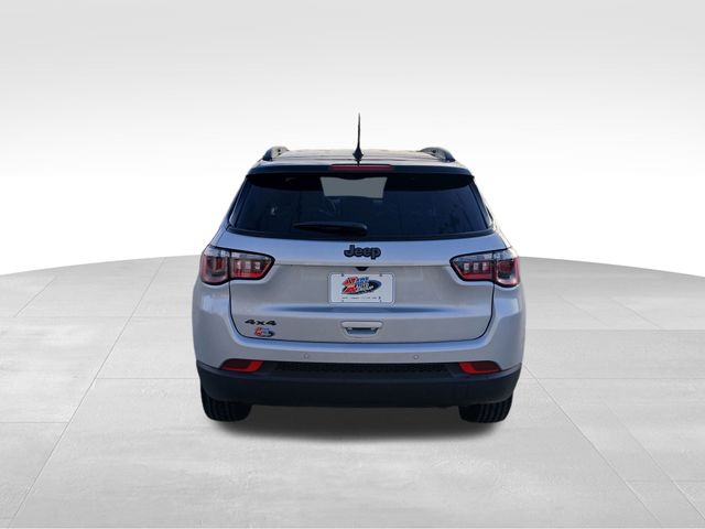 2026 Jeep Compass Latitude photo 3