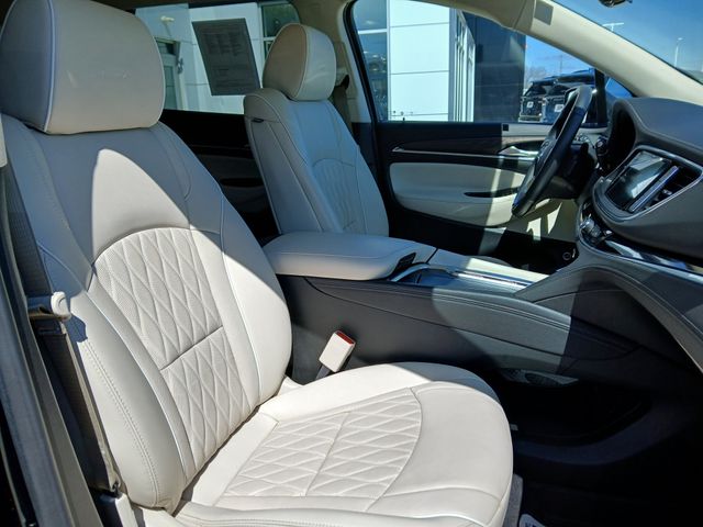 2024 Buick Enclave Avenir - Photo 16
