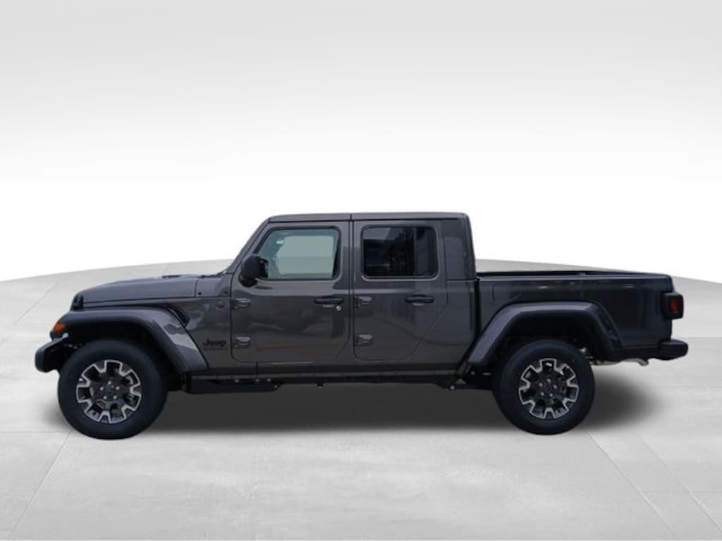 New 2026 Jeep Gladiator Sport Pickup
