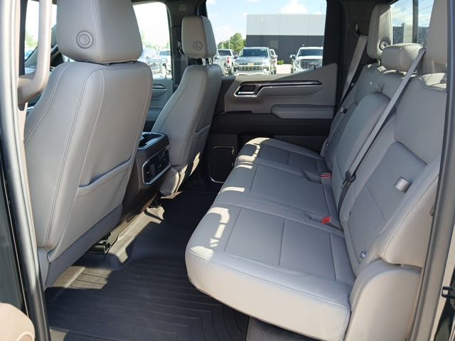 2024 Chevrolet Silverado 1500 LTZ - Photo 23