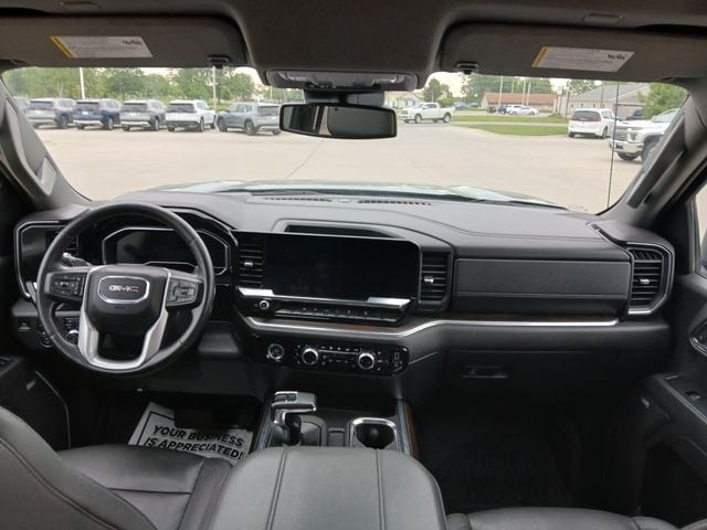 2023 GMC Sierra 1500 SLT - Photo 30