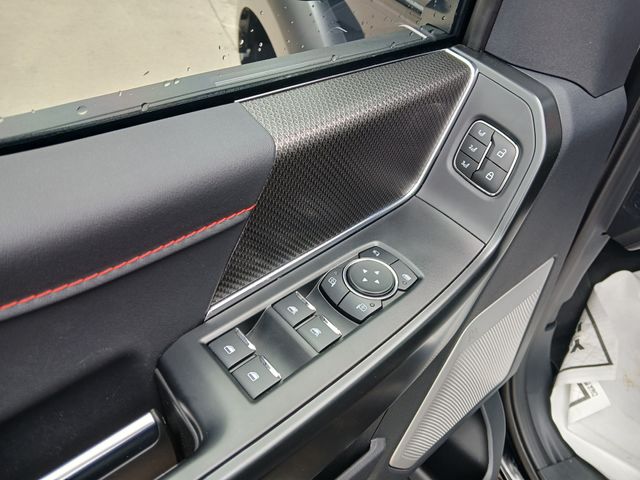 2025 Ford F-150 Raptor - Photo 18