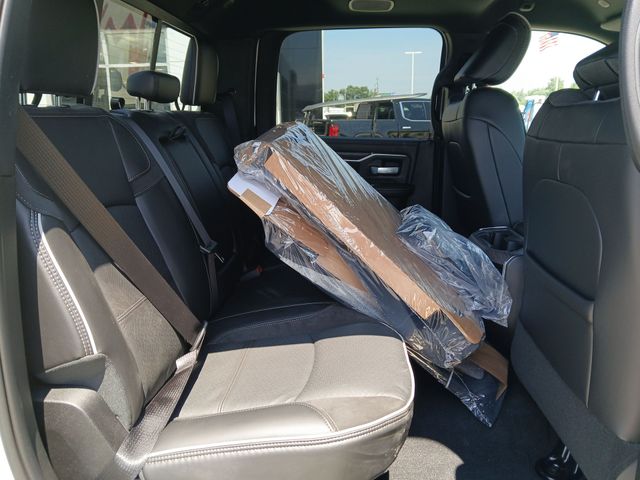 2025 RAM 3500 Laramie - Photo 27