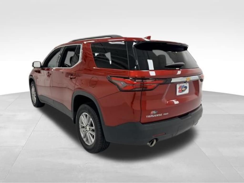 Used 2023 Chevrolet Traverse LT SUV