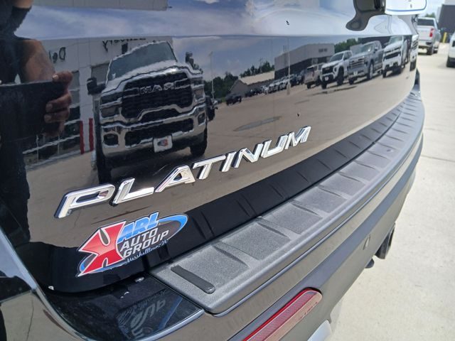 2025 Ford Explorer Platinum - Photo 42