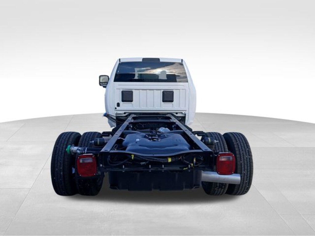 New 2026 Ram 3500 Chassis Cab Tradesman/Big Horn Pickup