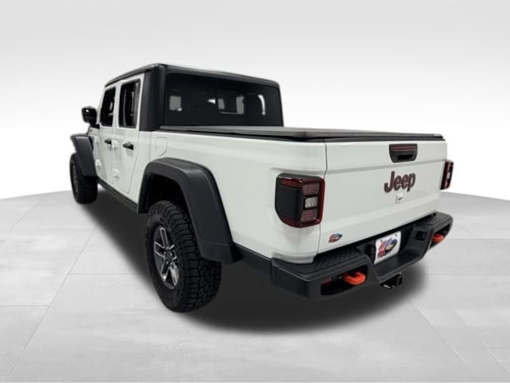 Used 2024 Jeep Gladiator Mojave Truck Crew Cab