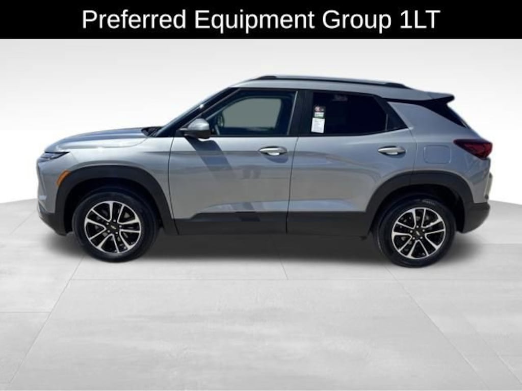 Used 2025 Chevrolet Trailblazer LT SUV