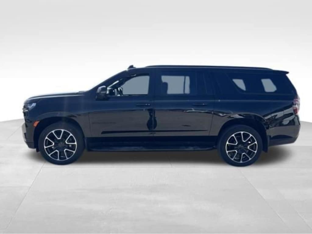 Used 2024 Chevrolet Suburban RST SUV
