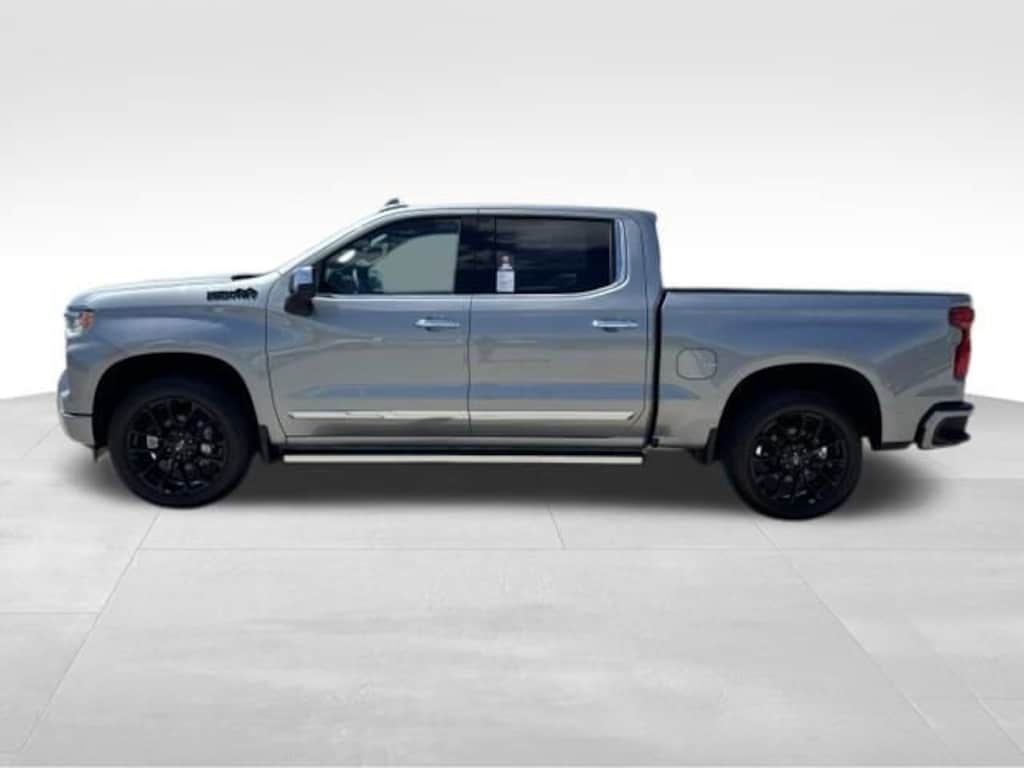 New 2026 Chevrolet Silverado 1500 High Country Truck Crew Cab