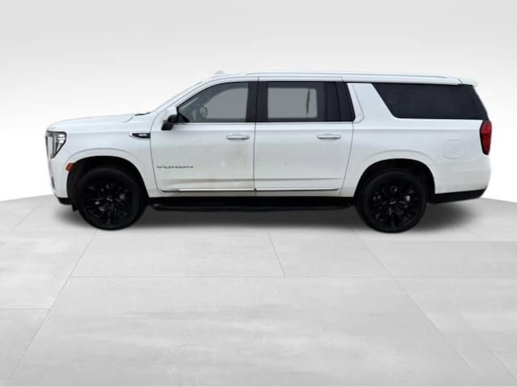 Used 2022 GMC Yukon XL SLT SUV