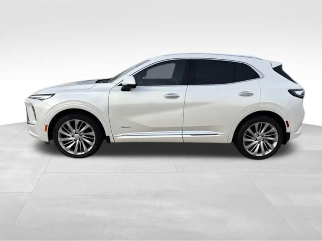 Used 2025 Buick Envision Avenir SUV