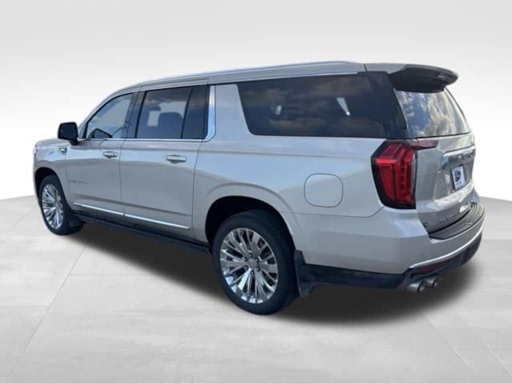 Used 2022 GMC Yukon XL Denali SUV