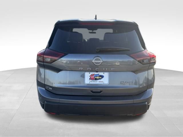 2024 Nissan Rogue SV AWD photo 3