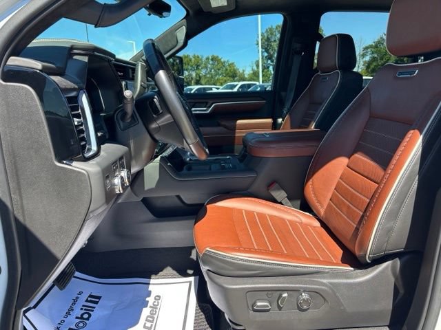 2024 GMC Sierra 3500HD Denali Ultimate - Photo 18