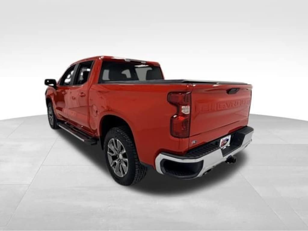 Used 2021 Chevrolet Silverado 1500 LT Truck