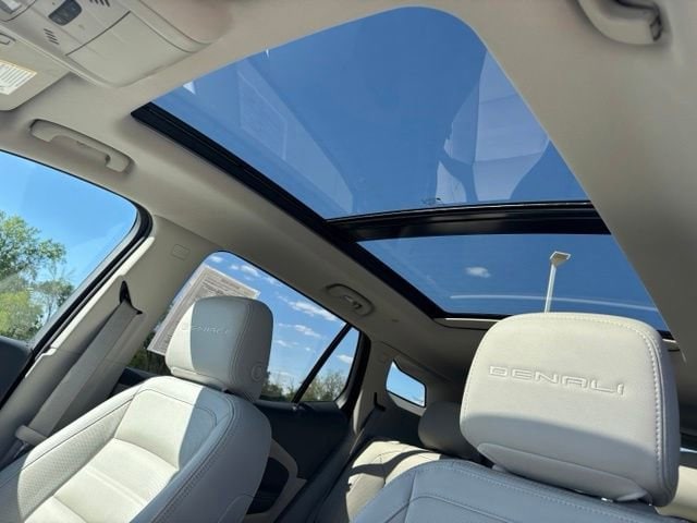 2024 GMC Terrain Denali - Photo 16