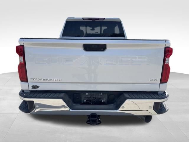 2023 Chevrolet Silverado 2500HD LTZ photo 4
