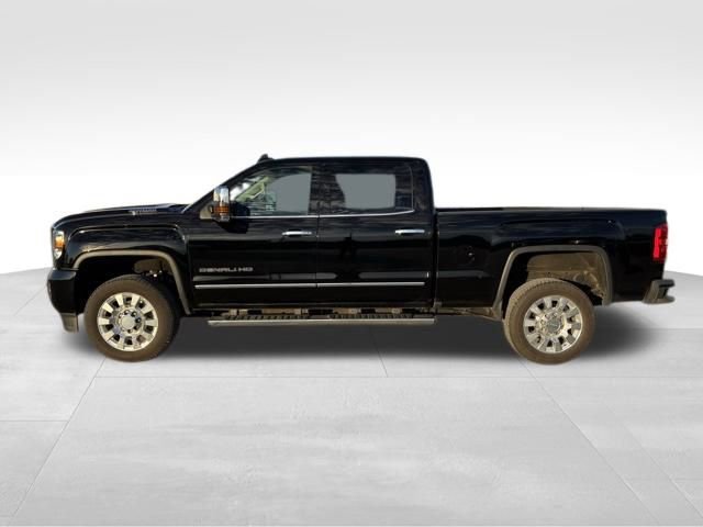 2019 Gmc Sierra 2500 HD Denali photo 2
