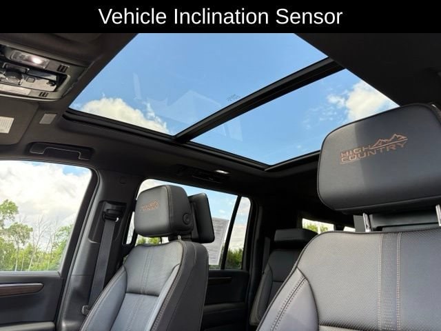 2026 Chevrolet Suburban High Country - Photo 19