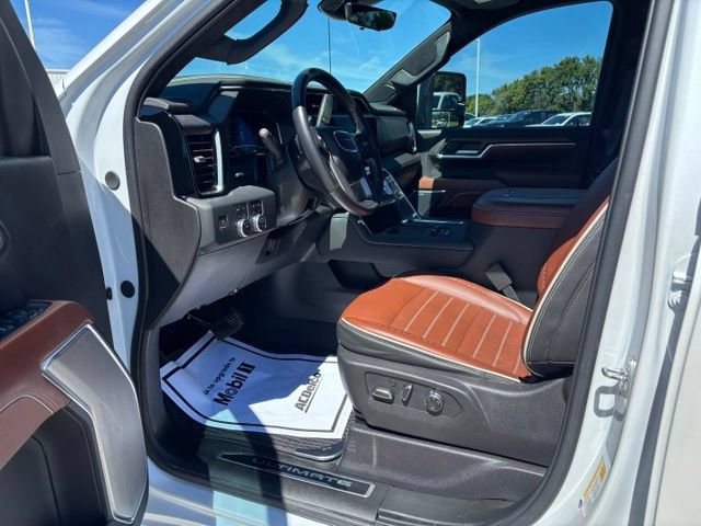 2024 GMC Sierra 3500HD Denali Ultimate - Photo 11