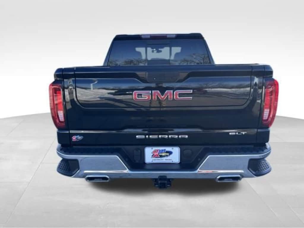 Used 2021 GMC Sierra 1500 SLT Truck