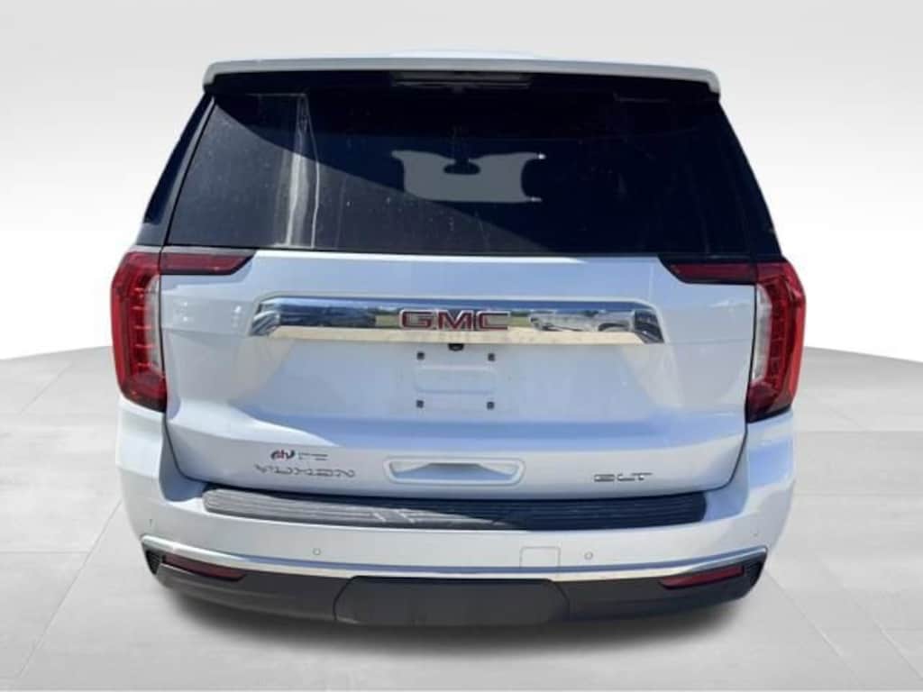Used 2022 GMC Yukon SLT SUV