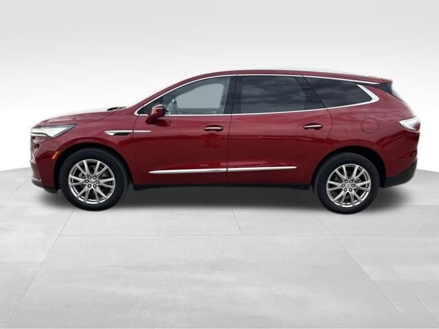 2023 Buick Enclave Essence photo 2