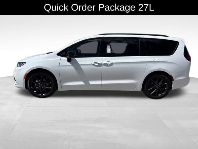 2C4RC1BGXTR250953