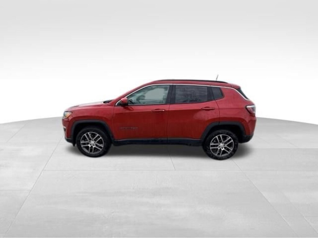 Used 2018 Jeep Compass Latitude 4x4 SUV