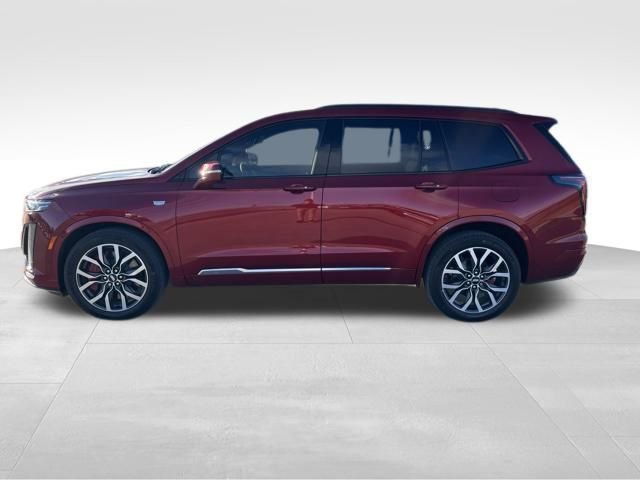 2024 Cadillac XT6 Sport photo 2