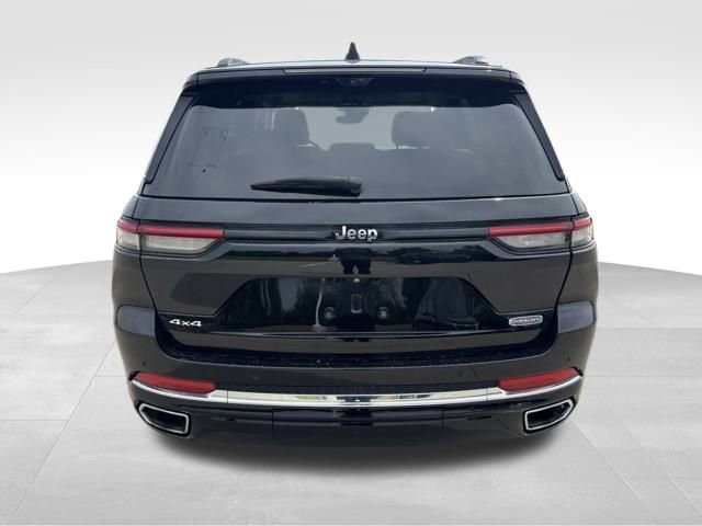 2022 Jeep Grand Cherokee Overland photo 4
