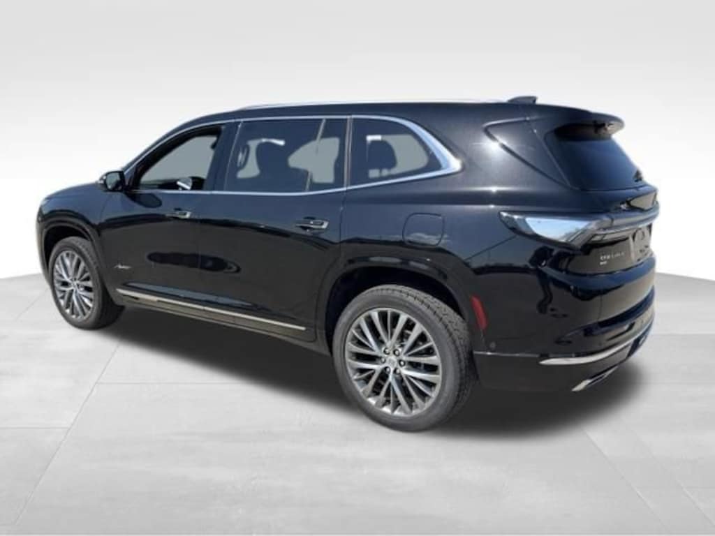 Used 2025 Buick Enclave Avenir SUV