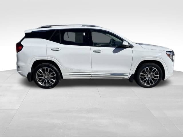 2024 GMC Terrain Denali - Photo 6